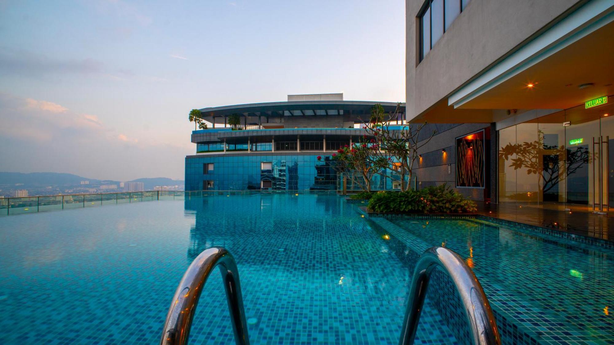 Harmony Luxury At The Manor Klcc * Kuala Lumpur
